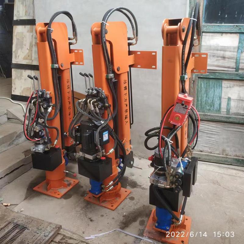 安泽县重汽蓝牌随车吊 3.2吨 国六动力强 液压驱动 农用自卸起重机